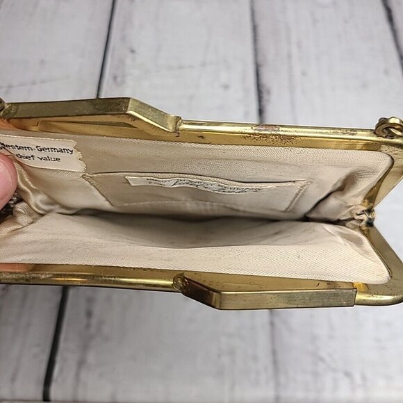 Lord & Taylor Small Clutch, Tapestry Handbag w/ Metal Golden Chain Vintage - Picture 6 of 10